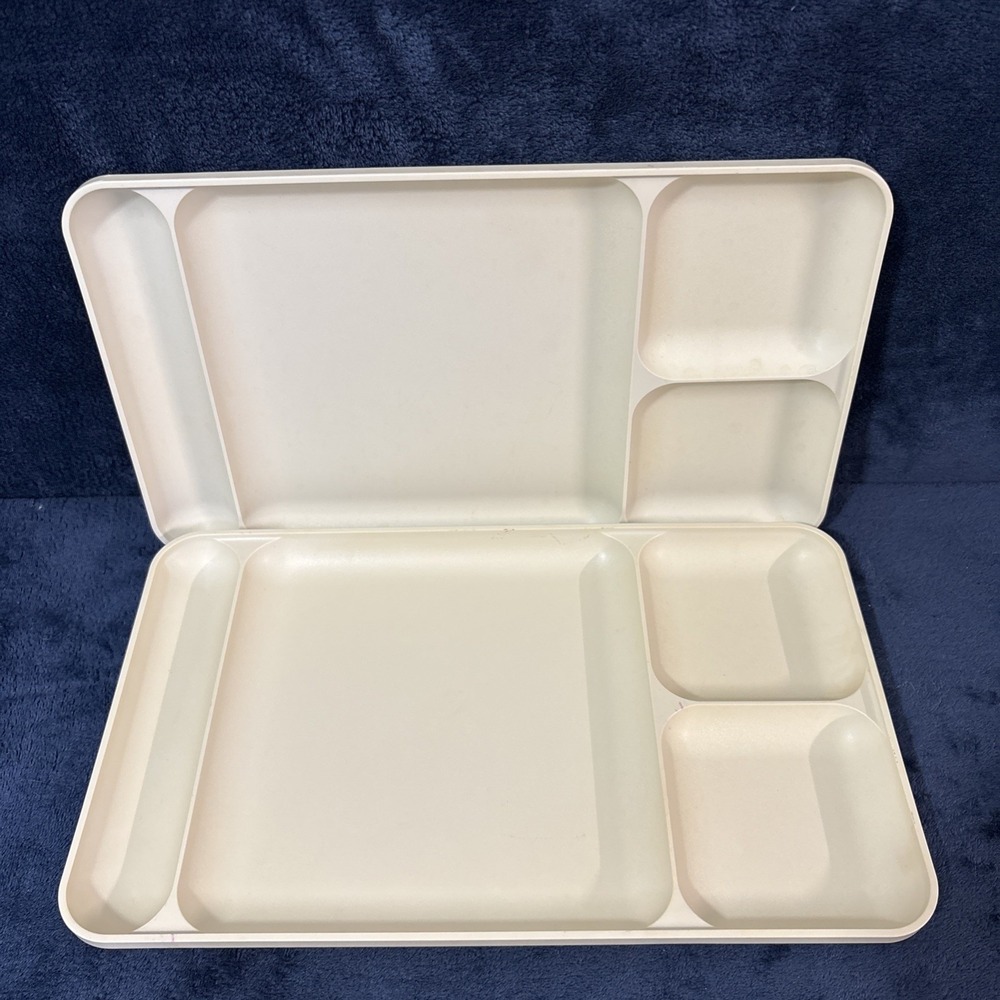 2 Vintage Tupperware #1535-2 Tan Almond Cafeteria Lunch Divided Food Trays